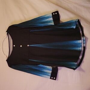 Blue Green Black top